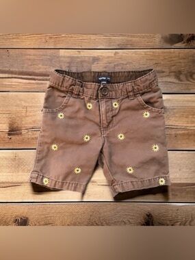 Baby Gap Girls Brown Shorts Yellow Daisies Size 3T Buttoned Pockets Zip Button